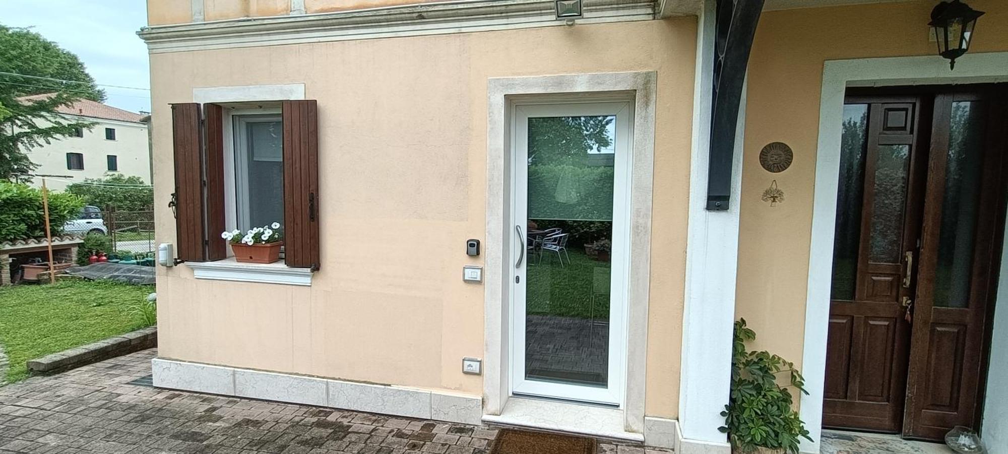 B&B We Care Appartamento Lendinara Exterior foto